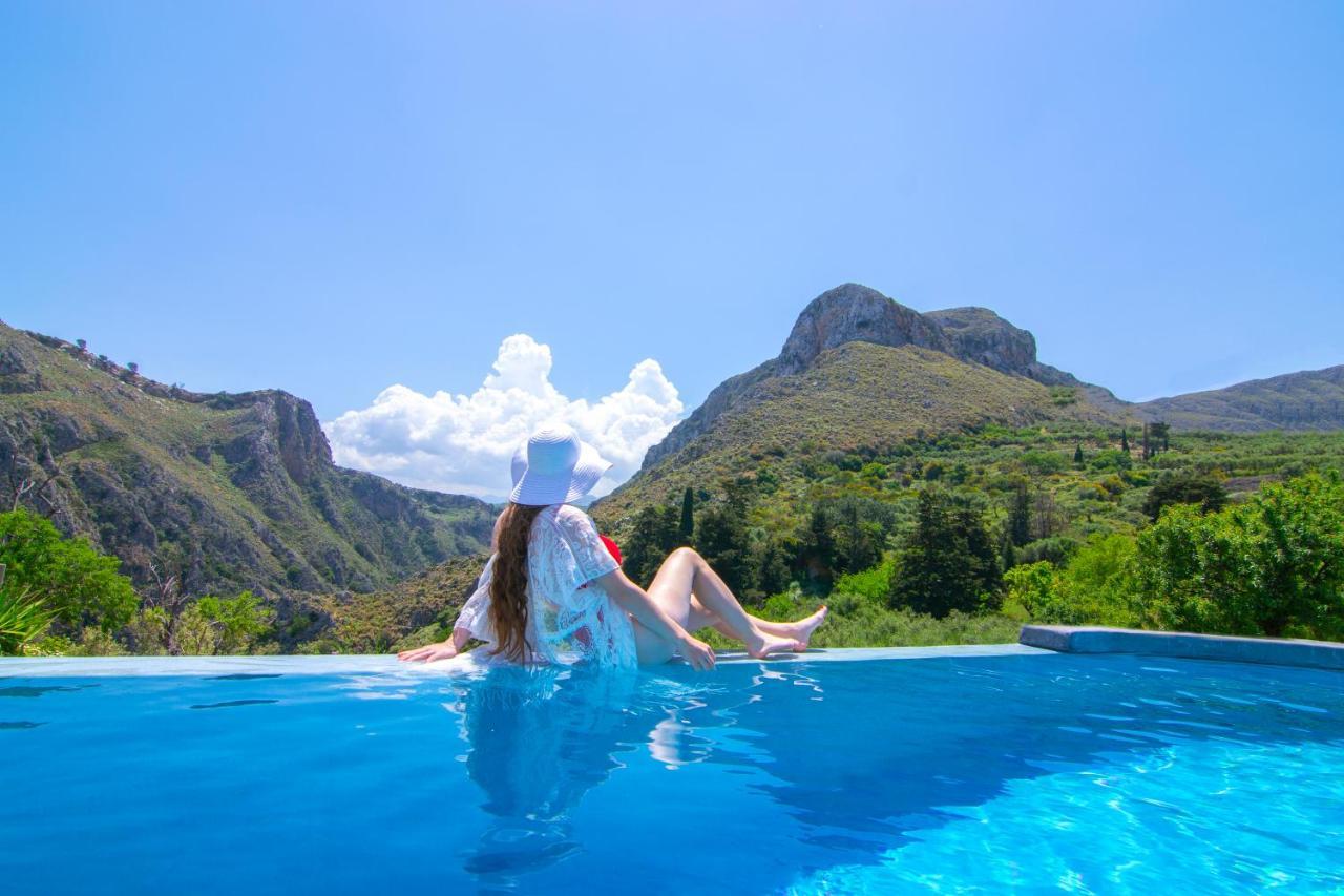 Heated Private Ozone Salt Pool, Jacuzzi, Cinema Inside & Outside, Ping Pong, Billiard, Ps5, Playground, Giant Chess, Giant Monopoly, Table Football, 3X Surround Sound - Villa Rokka Luxe Kissamos Luaran gambar