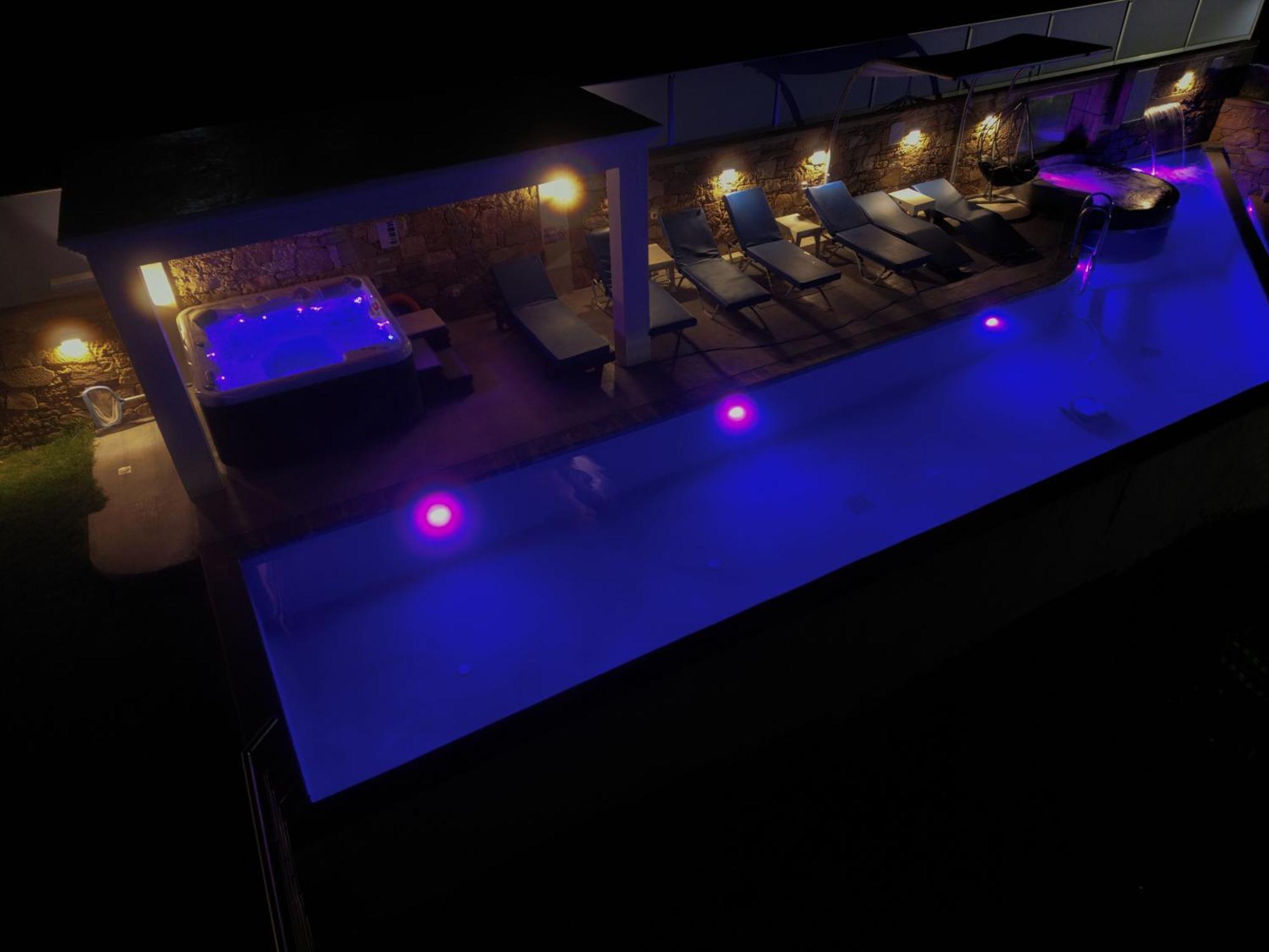 Heated Private Ozone Salt Pool, Jacuzzi, Cinema Inside & Outside, Ping Pong, Billiard, Ps5, Playground, Giant Chess, Giant Monopoly, Table Football, 3X Surround Sound - Villa Rokka Luxe Kissamos Luaran gambar