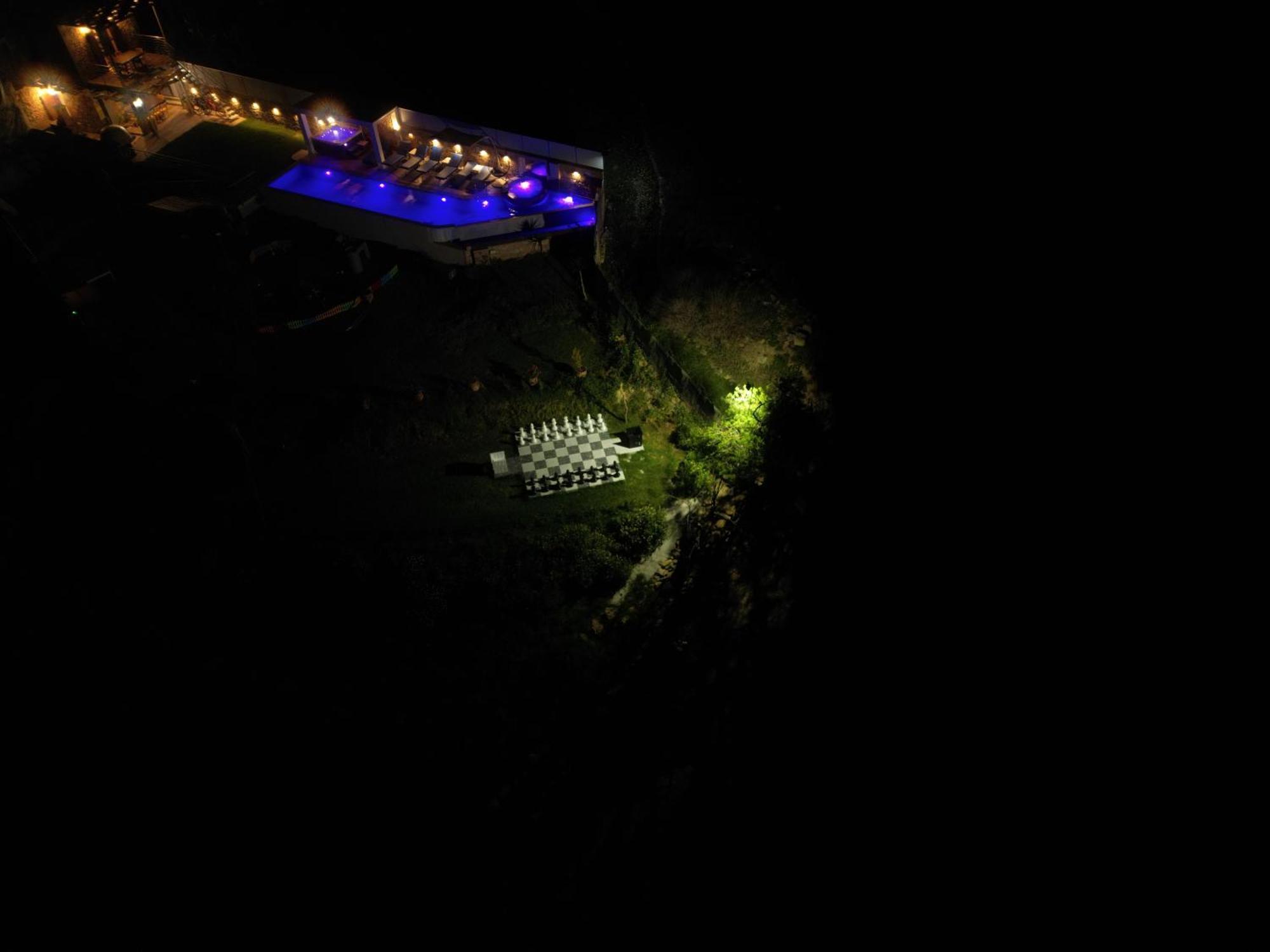 Heated Private Ozone Salt Pool, Jacuzzi, Cinema Inside & Outside, Ping Pong, Billiard, Ps5, Playground, Giant Chess, Giant Monopoly, Table Football, 3X Surround Sound - Villa Rokka Luxe Kissamos Luaran gambar